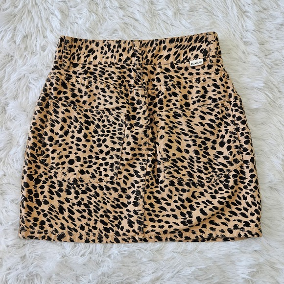Billabong Women's Cheetah Print Denim‎ Mini Skirt. Size 25 - Picture 3 of 9